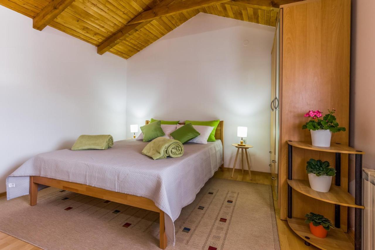 Hotel Soba Agata Slunj Esterno foto