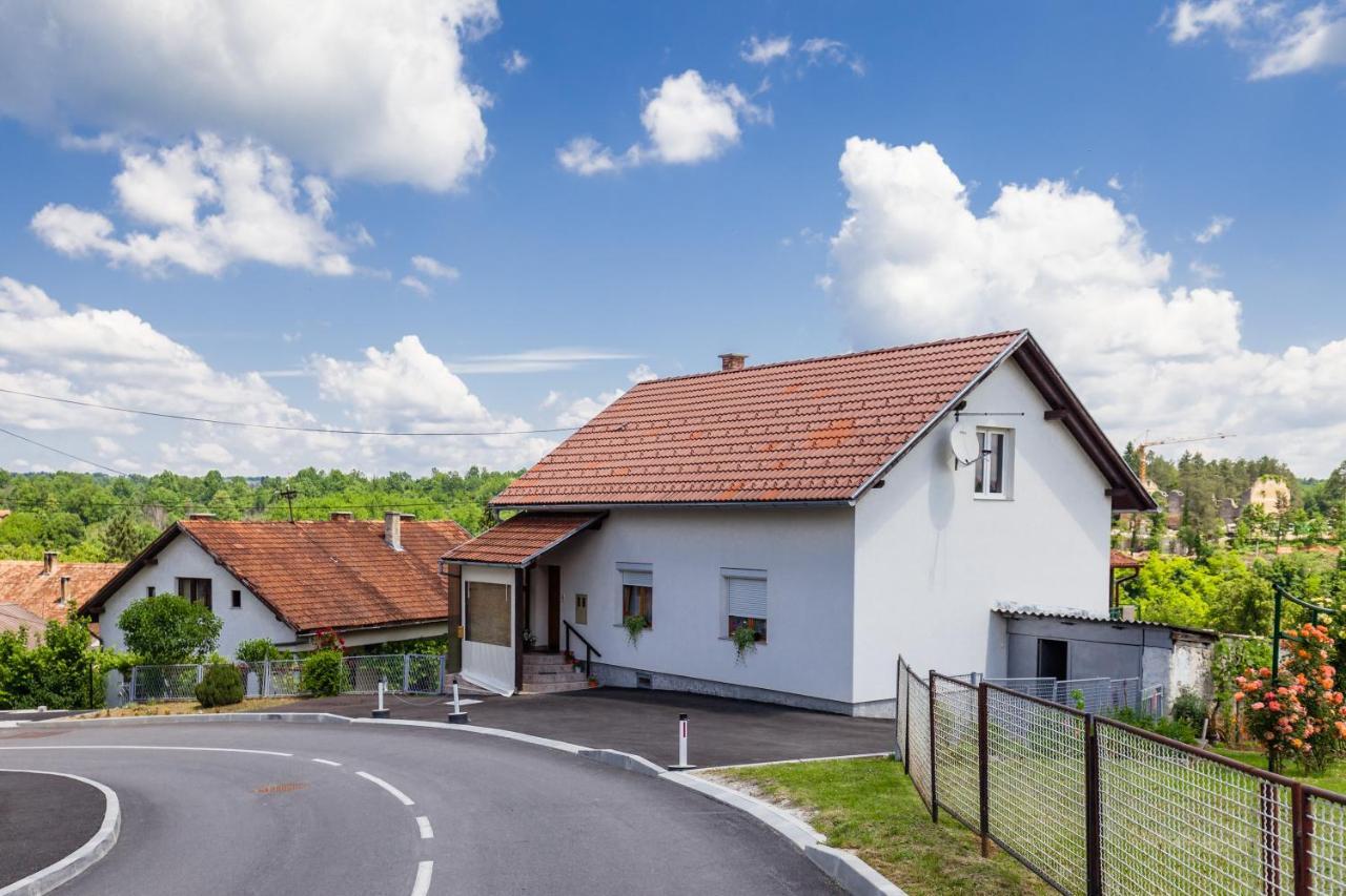Hotel Soba Agata Slunj Esterno foto